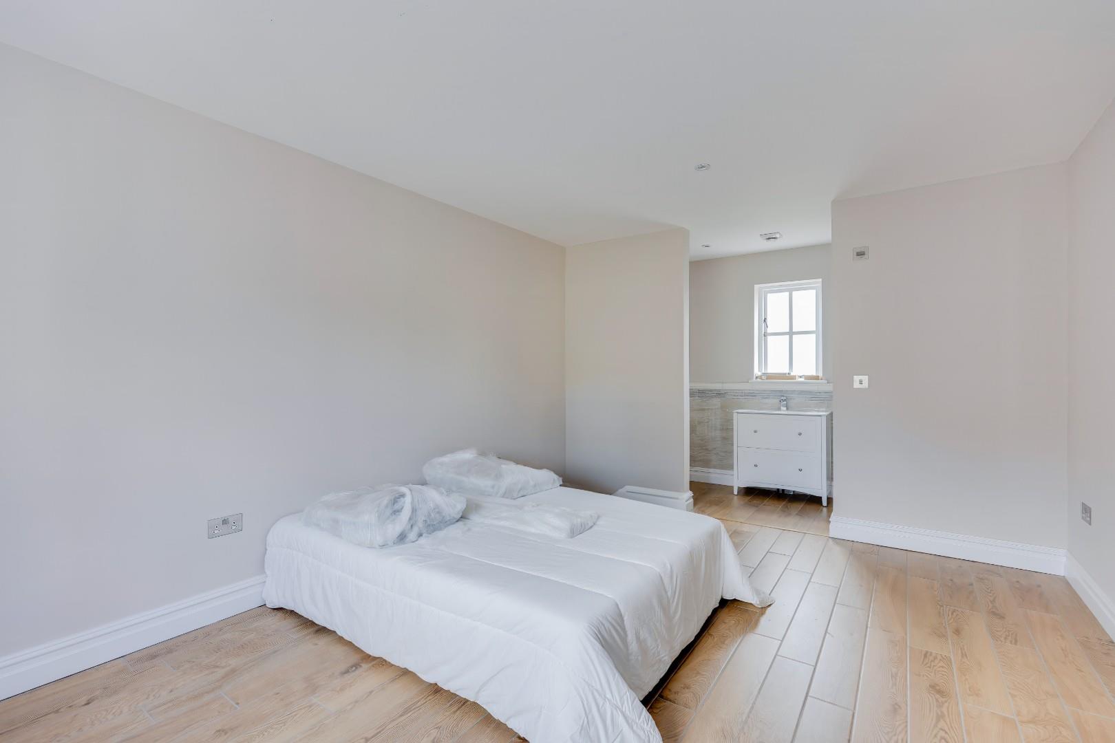 Kendal House, Penllyn, Vale of Glamorgan, CF71 7RQ